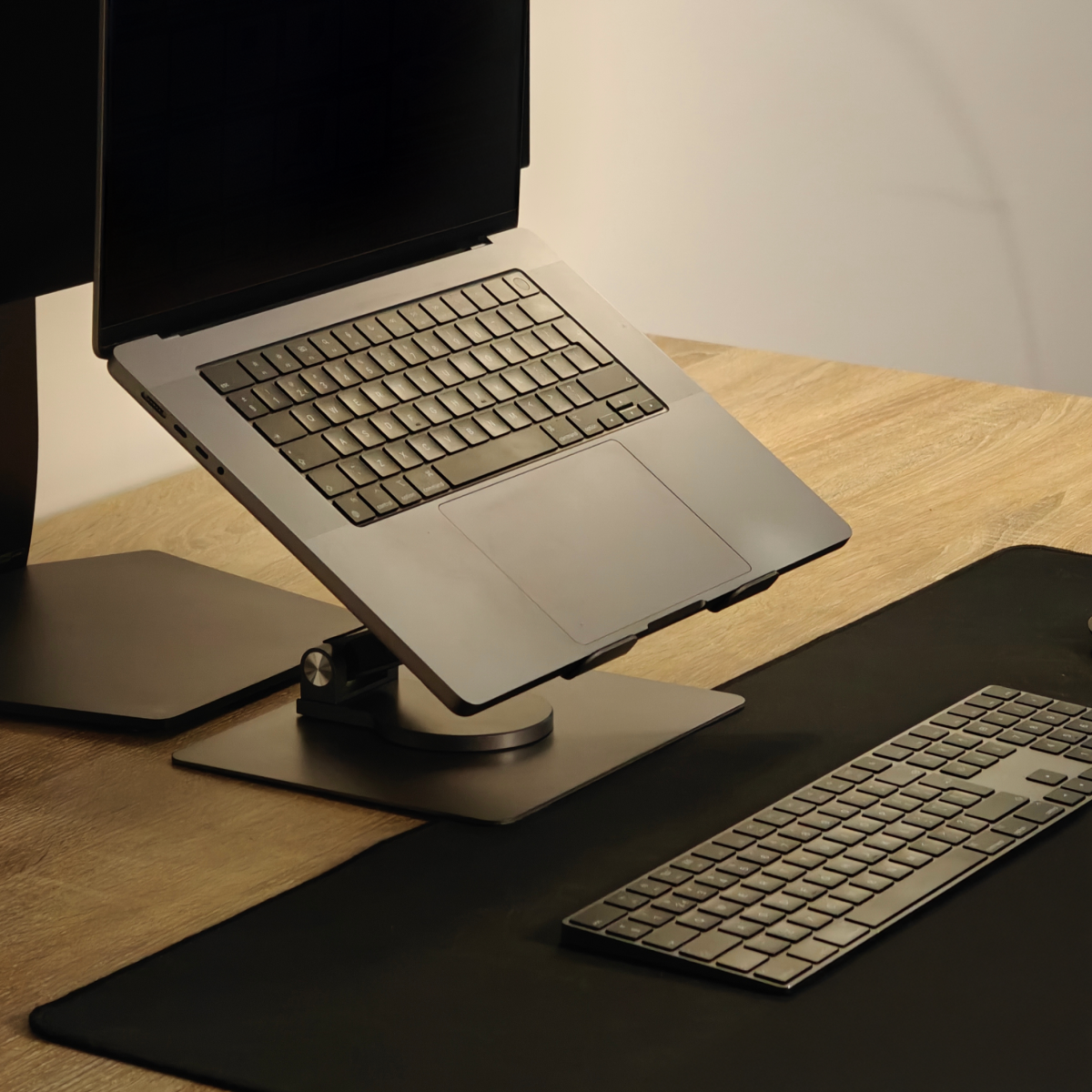 Ironwill® Pro Laptop Standaard & Hub – HDMI 4K & LAN – Space Grey