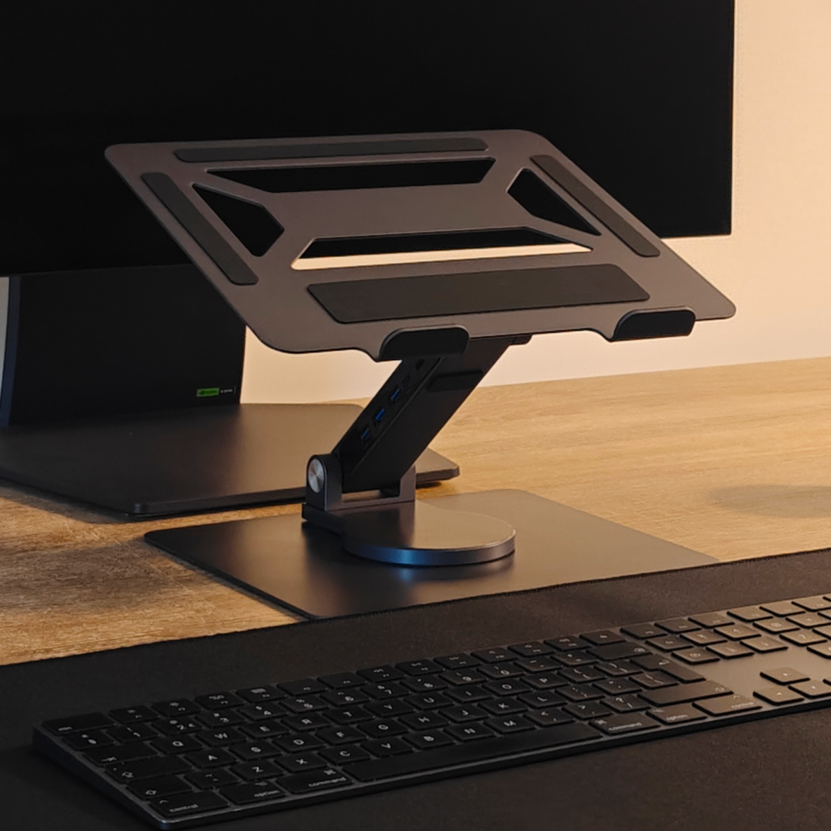 Ironwill® Essentials Laptop Standaard & Hub - Space Grey